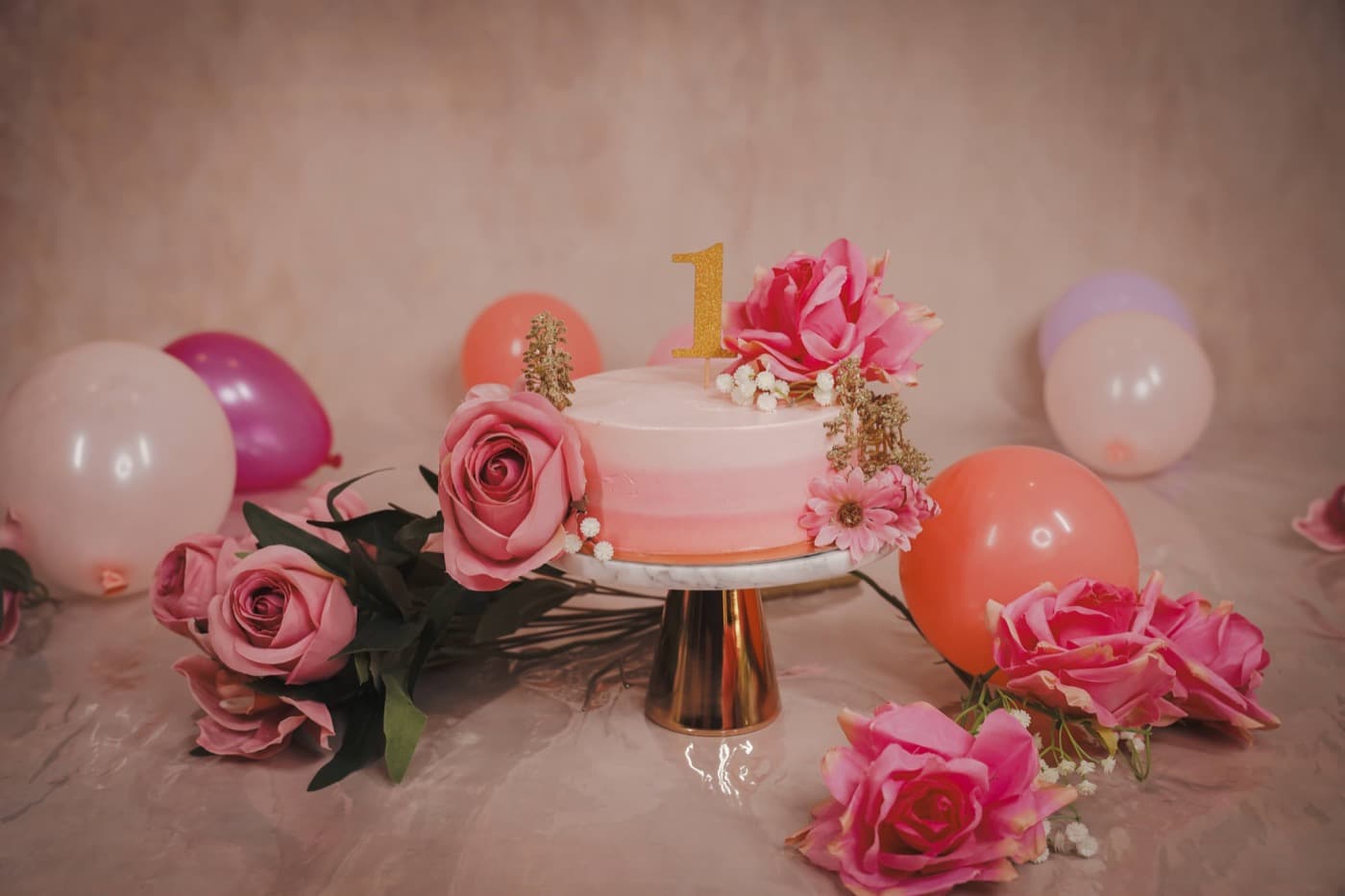 Cake Smash photography session by Miniatures, Bangkok — 1