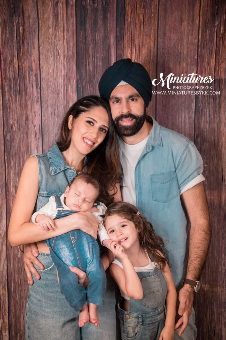 Family Portraits photography session by Miniatures, Bangkok — 24