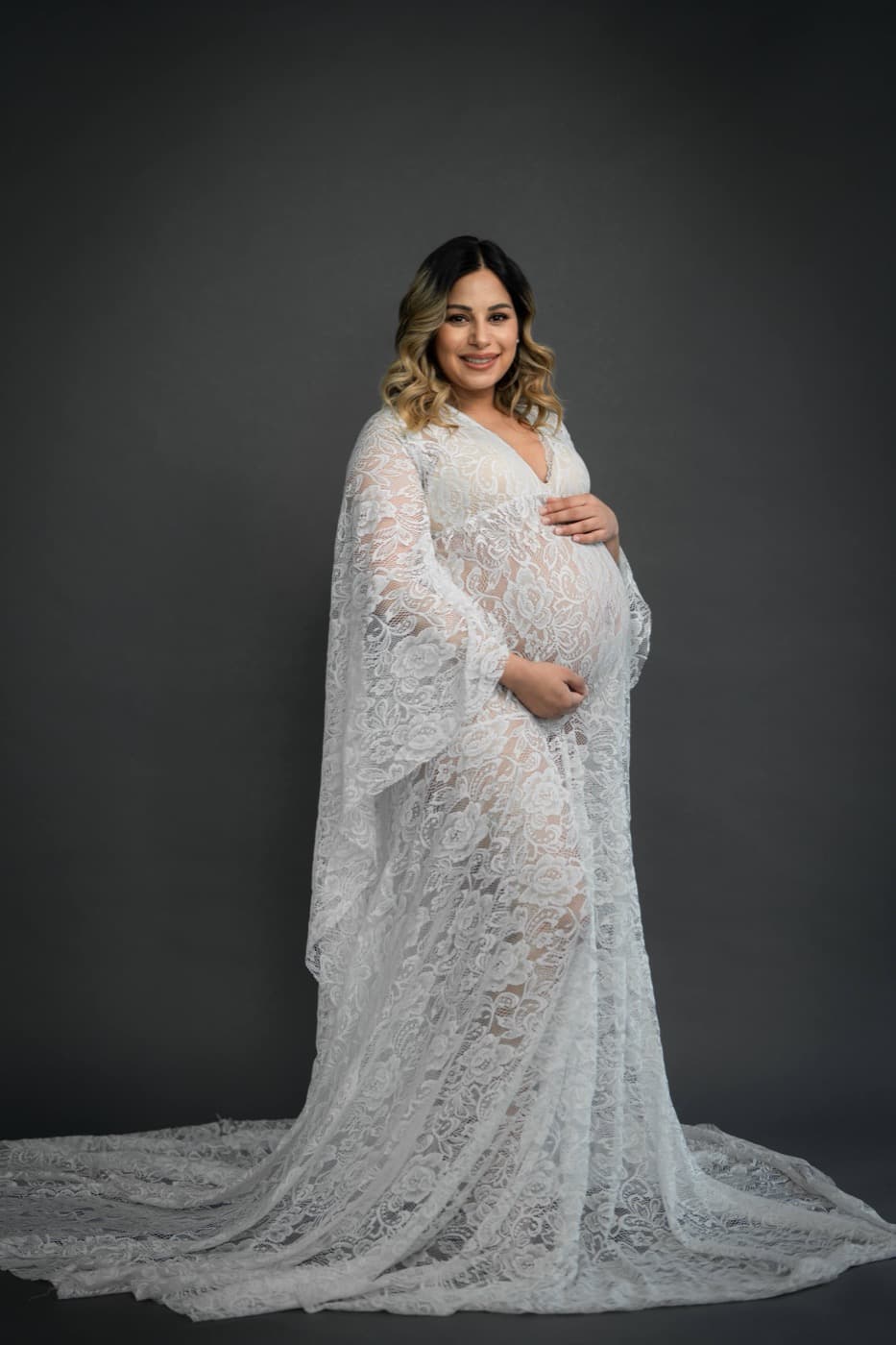 Maternity Session photography by Miniatures, Bangkok — 1