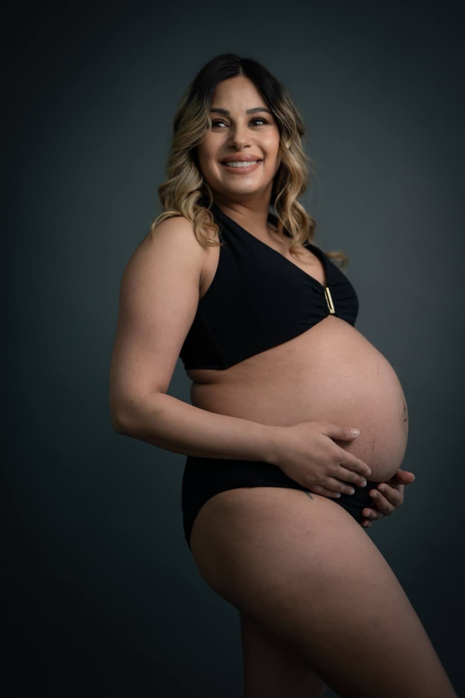 Maternity Session photography by Miniatures, Bangkok — 11